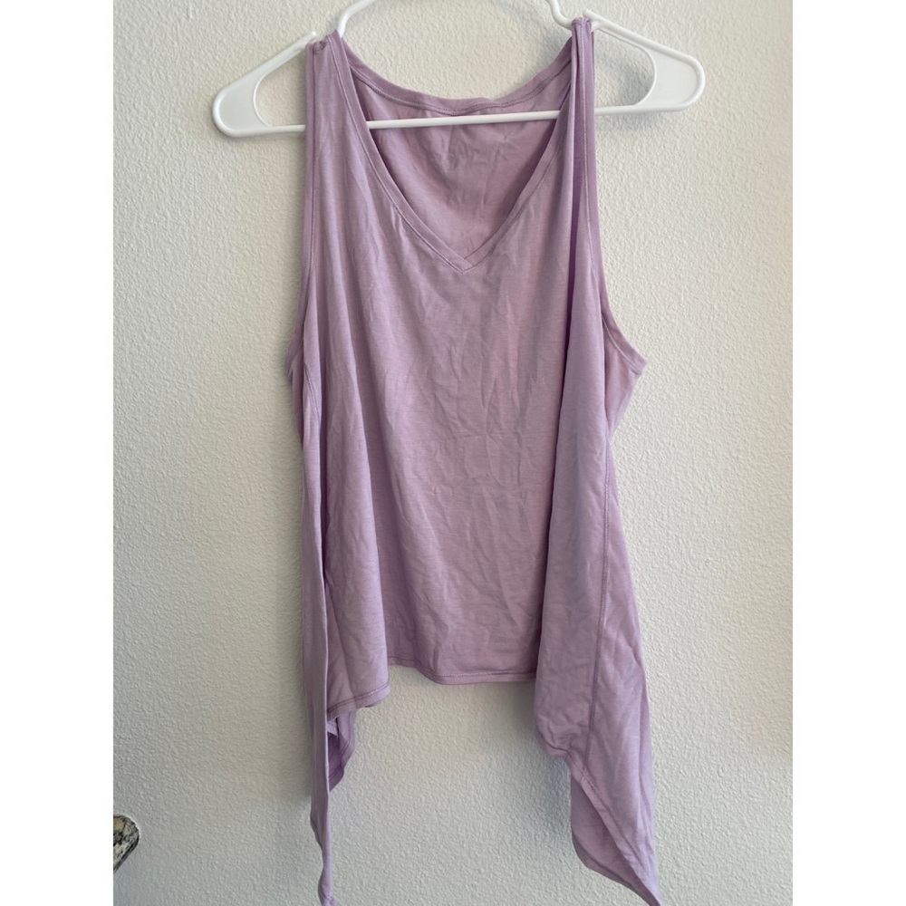 Purple lululemon tank top.